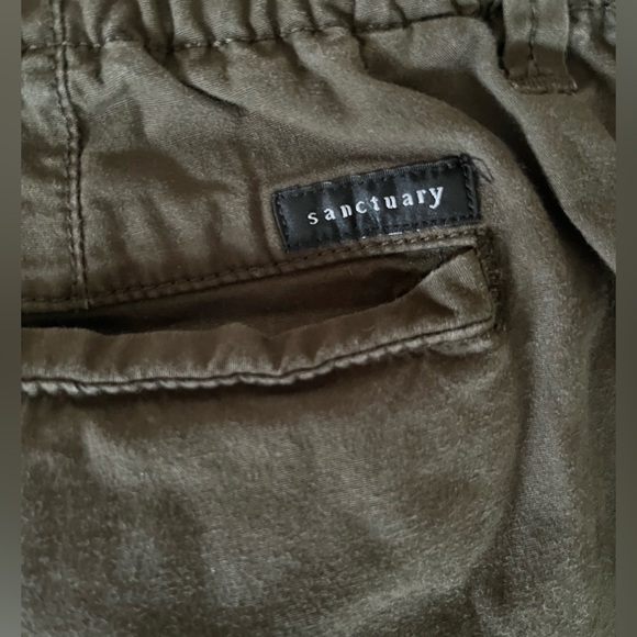 Sanctuary Switchback Cuffed Shorts, Small - Picture 9 of 9